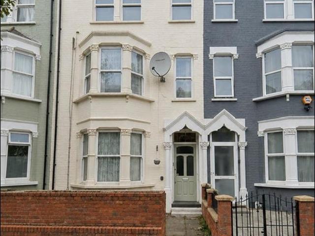 Flat for rent in Harringay, Greater London