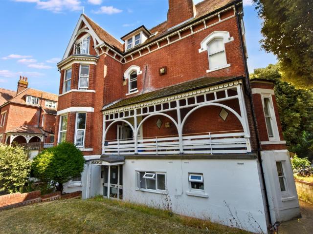 Flat for rent in Eastbourne, East Sussex