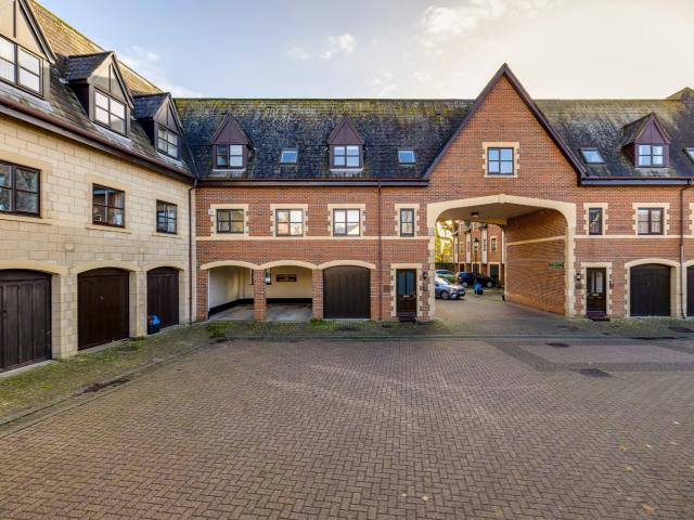 Flat for rent in Wells, Somerset