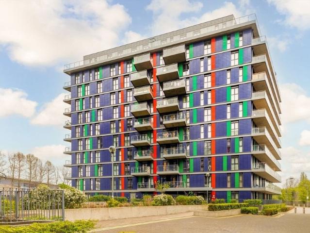 Flat for rent in Alperton, Greater London