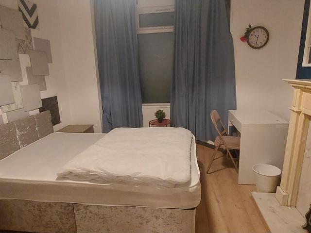 Flat for rent in Hexthorpe, South Yorkshire