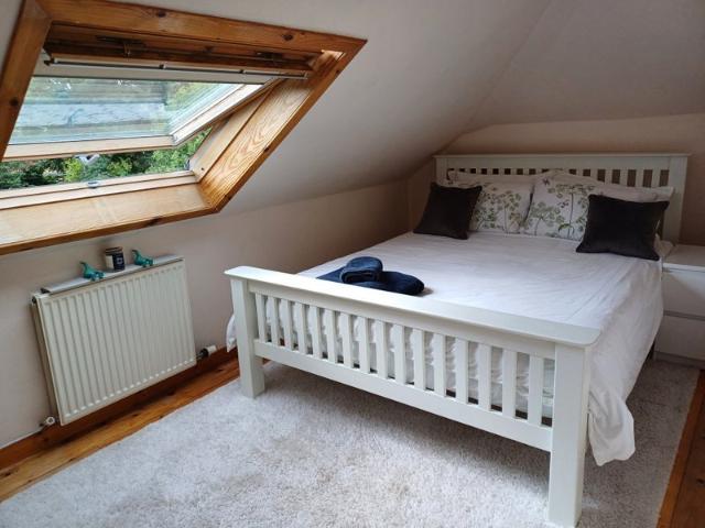 Flat for rent in Carrick Knowe, Corstorphine