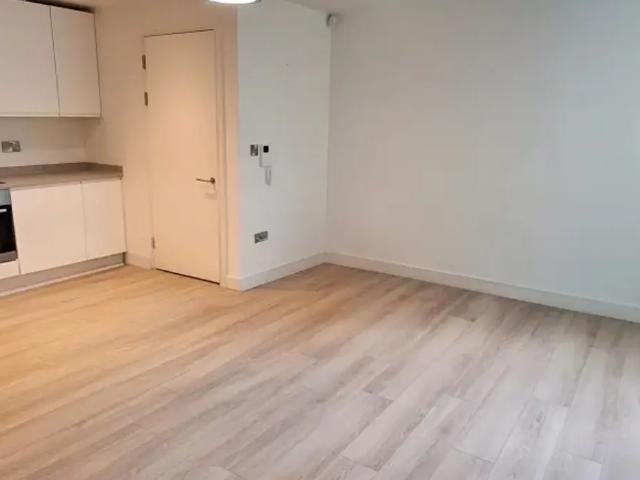 Flat for rent in Cheadle, Greater Manchester