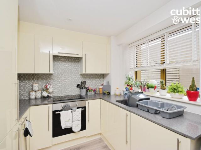 Flat for rent in Greater London