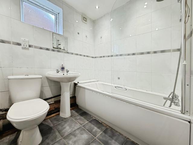 Flat for rent in Old Lenton, Haddon