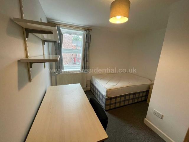 Flat for rent in Old Lenton, Haddon