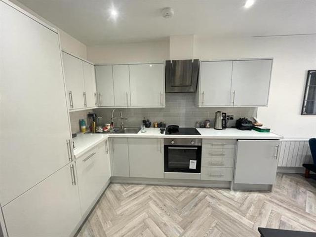 Flat for rent in Daws Hill, Cressex