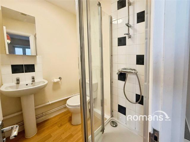 Flat for rent in Daws Hill, Cressex