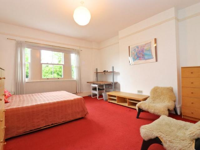 Flat for rent in Surbiton, Greater London