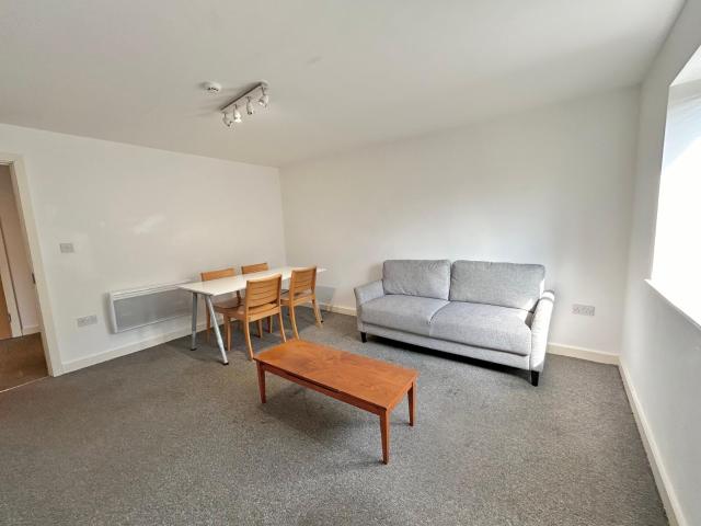 Flat for rent in Falcon Lodge, Wales