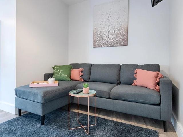 House for rent in Nangreaves, Wales