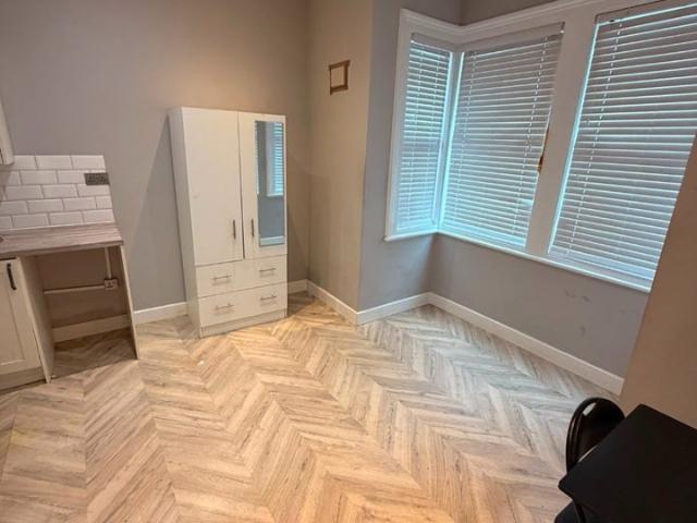 Flat for rent in London Borough of Harrow, Greater London