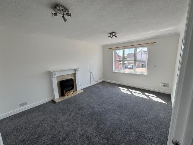 Flat for rent in Grays, Essex