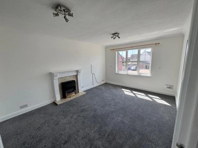 Flat for rent in Grays, Essex
