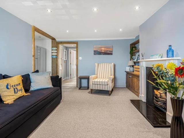 Flat for rent in Canterbury, Mickleburgh Hill