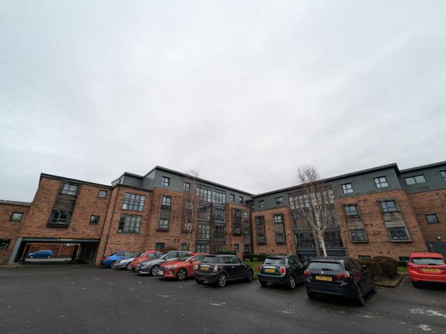 Flat for rent in Eccles, Salford