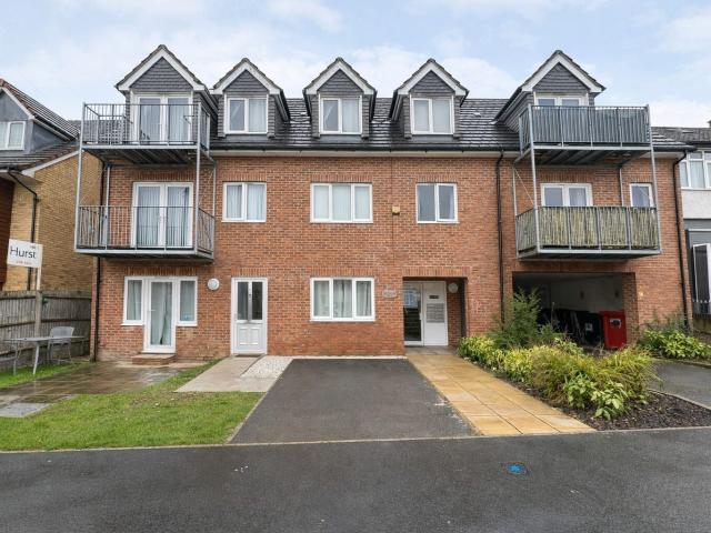 Flat for rent in Castlefield, Cressex