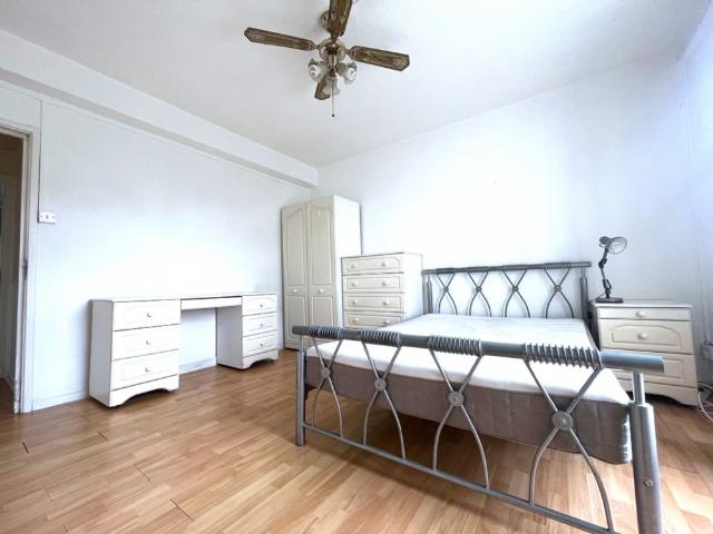 Flat for rent in Somers Town, Greater London