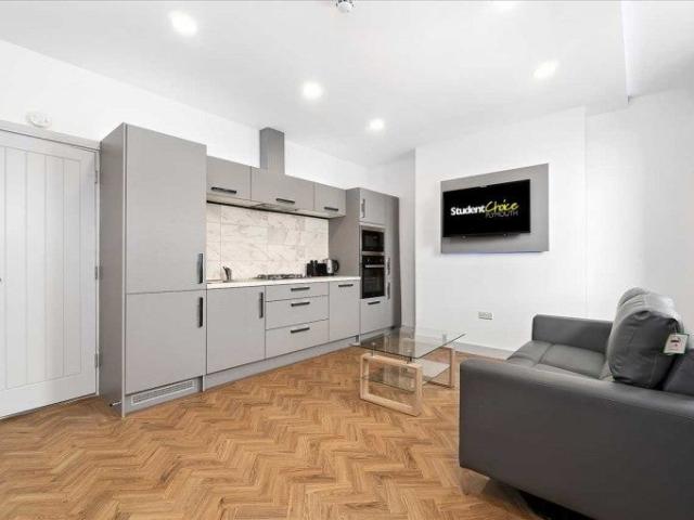 Flat for rent in Lipson, Plymouth