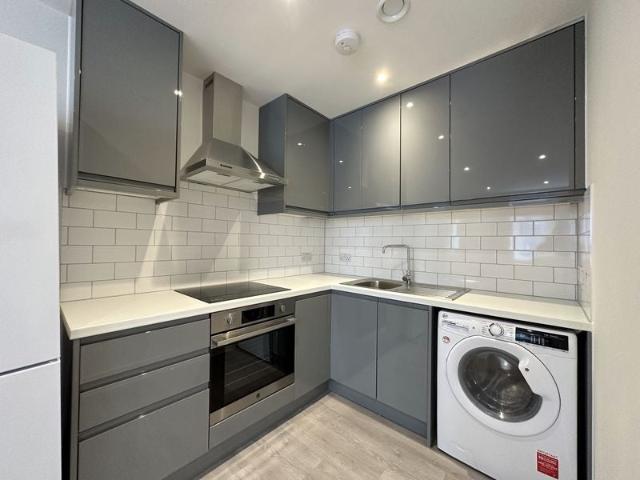 Flat for rent in Spring Park, Luton