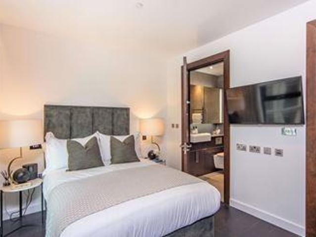 Flat for rent in Callis Yard, Greater London