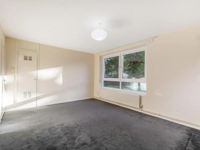 Flat for rent in London Borough of Lewisham, Greater London