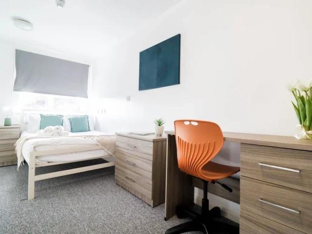 Flat for rent in Nichols Town, City Of Southampton