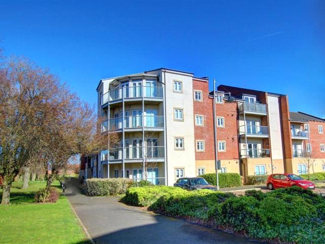 Flat for rent in High Heaton, Tyne And Wear