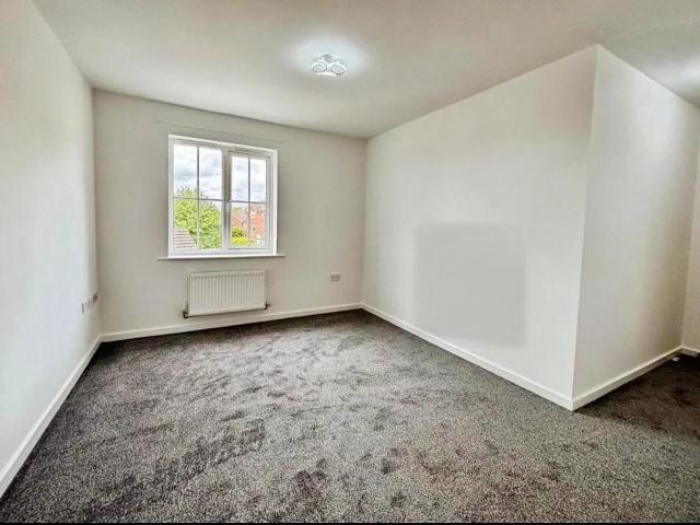 Flat for rent in Slack Side, West Yorkshire