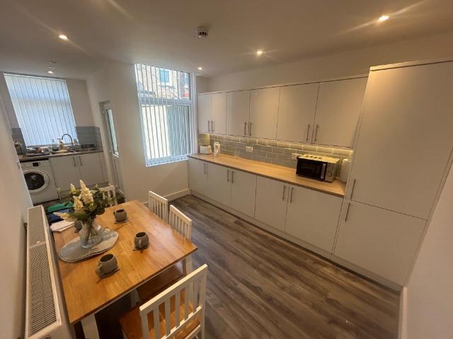 Flat for rent in Egremont, Liscard