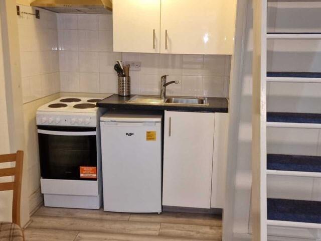 Flat for rent in London Borough of Brent, Greater London