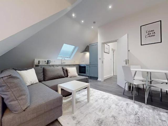 Flat for rent in Brondesbury Park, Greater London