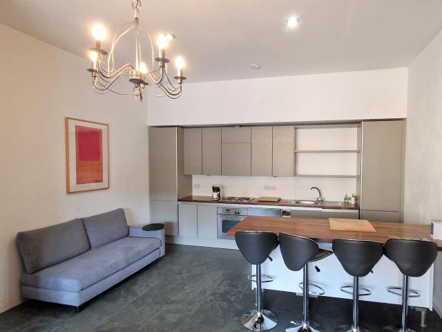 Flat for rent in Calderstones