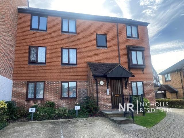Flat for rent in London Borough of Sutton, Greater London