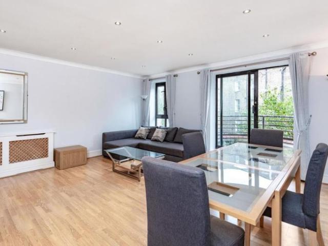 Flat for rent in Chelsea Harbour, Greater London