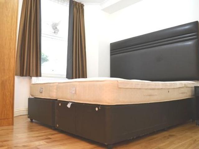 Flat for rent in Kensington, Greater London