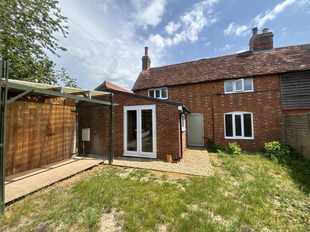 Flat for rent in Little Crawley