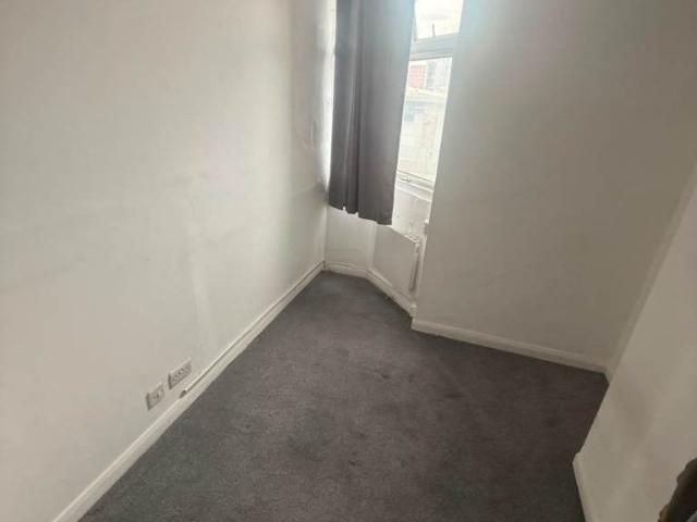 Flat for rent in Dagenham, Greater London