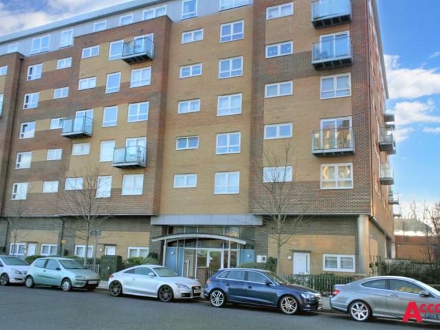 Flat for rent in Lee Chapel, Essex