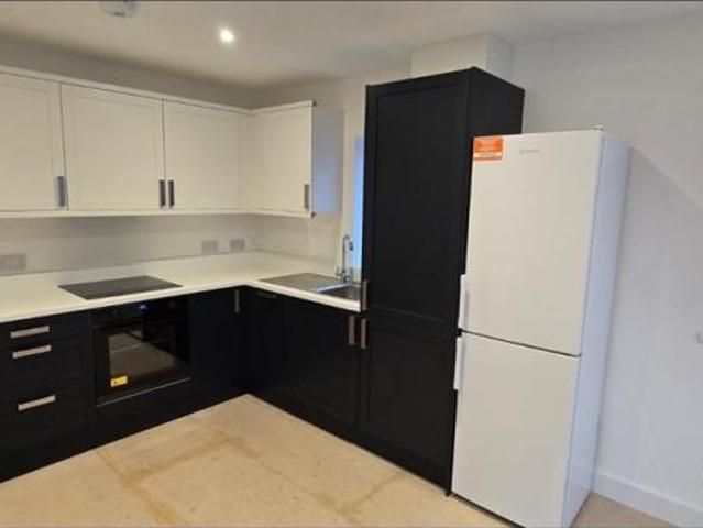 Flat for rent in Hazel Grove, Greater Manchester