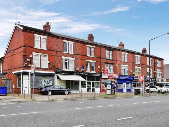 Flat for rent in Gorse Hill, Trafford Park