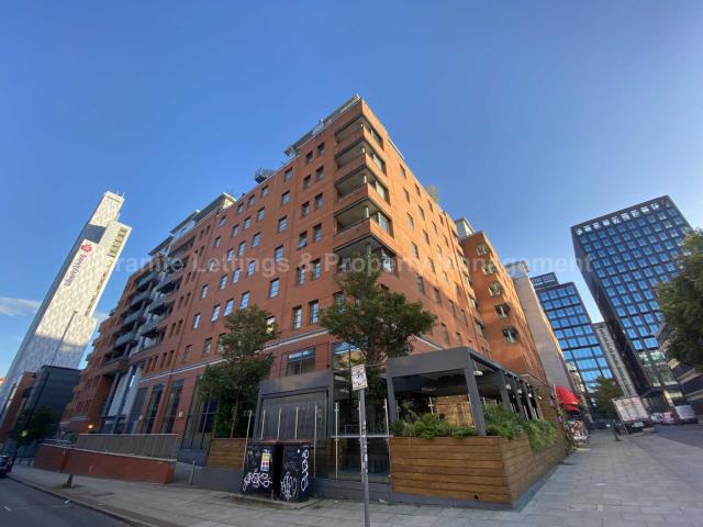 Flat for rent in City Centre, Georgia