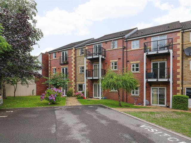 Flat for rent in Woodseats, South Yorkshire
