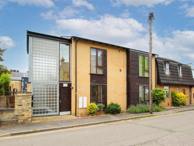 Flat for rent in Arbury, Cambridgeshire