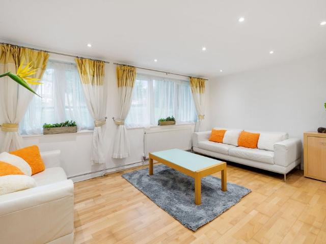 Flat for rent in Brondesbury Park, Greater London