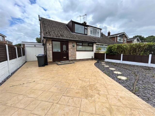 Flat for rent in Winstanley, Wigan