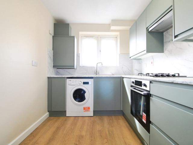Apartment for rent in Kenton, Harrow On The Hill