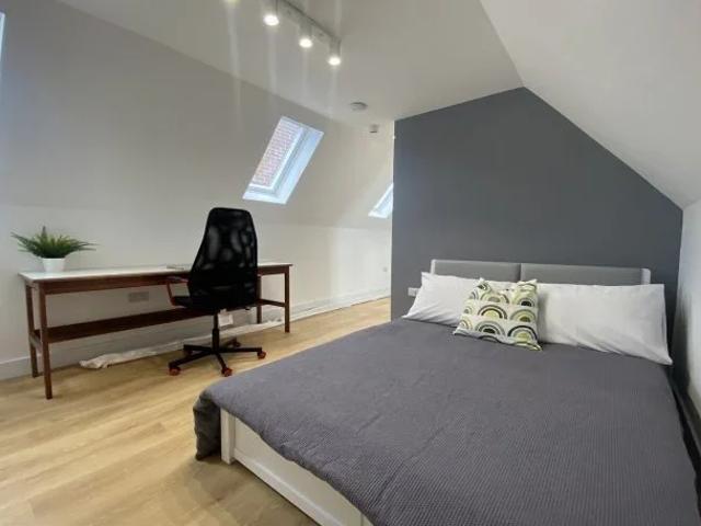 Flat for rent in Attenborough, East Midlands