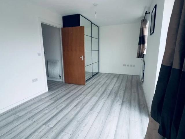 Flat for rent in Barking Riverside, Greater London