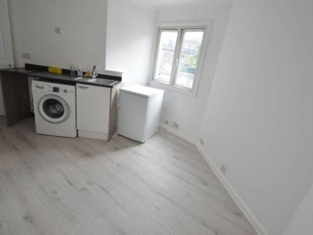 Flat for rent in London Borough of Waltham Forest, Greater London